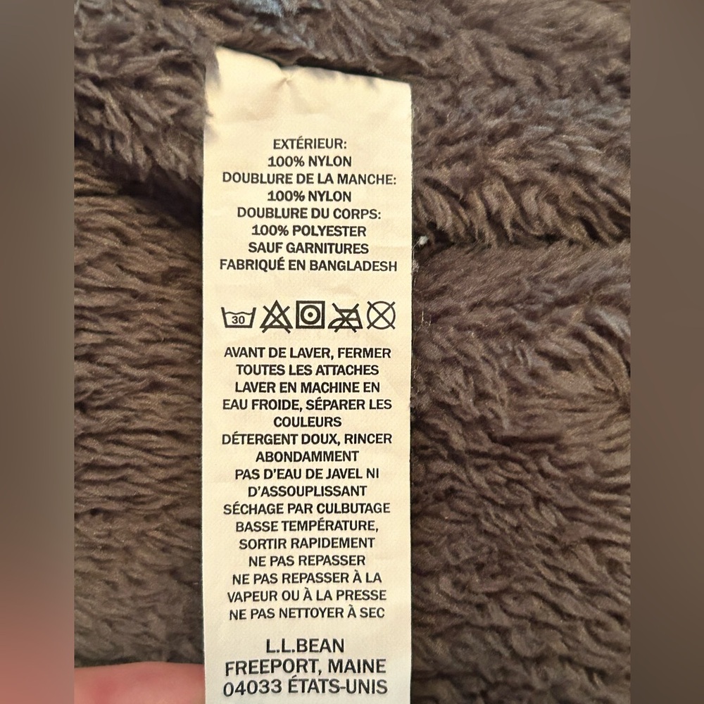 New L.L. Bean Orange Water Proof Jacket with Plush Interior - Picture 11 of 12